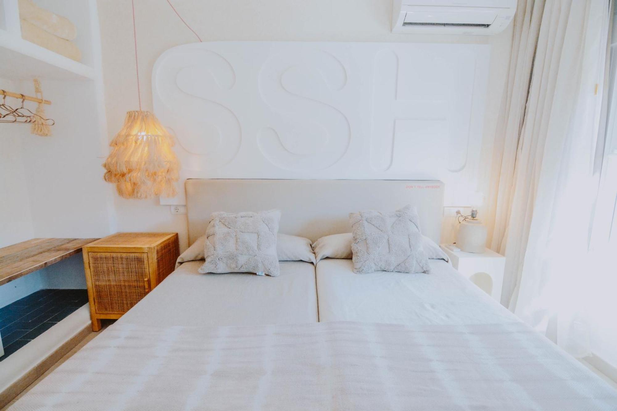 Secret Oasis Ibiza-Only Adults Aparthotel San Antonio  Kültér fotó