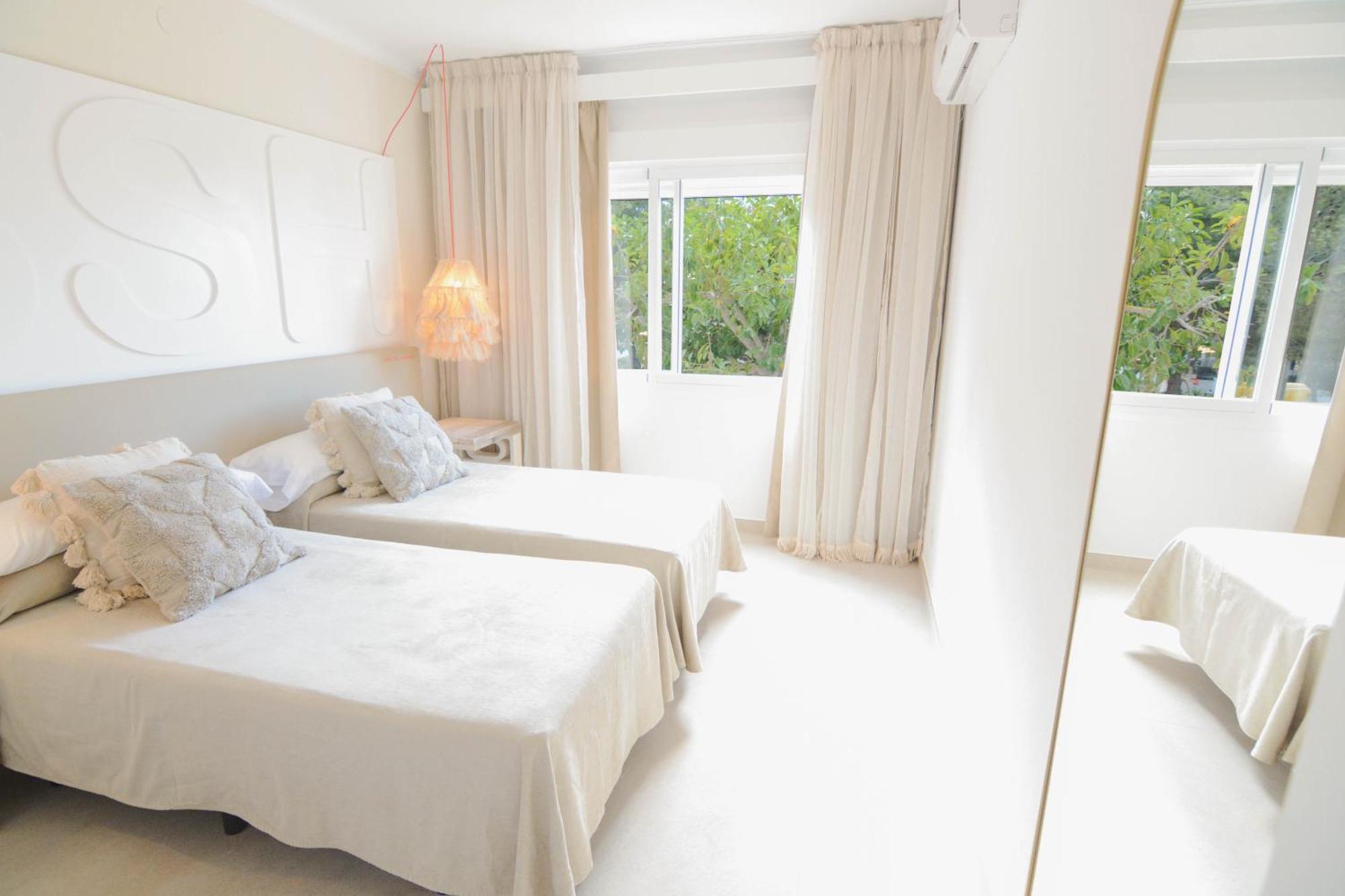 Secret Oasis Ibiza-Only Adults Aparthotel San Antonio  Kültér fotó