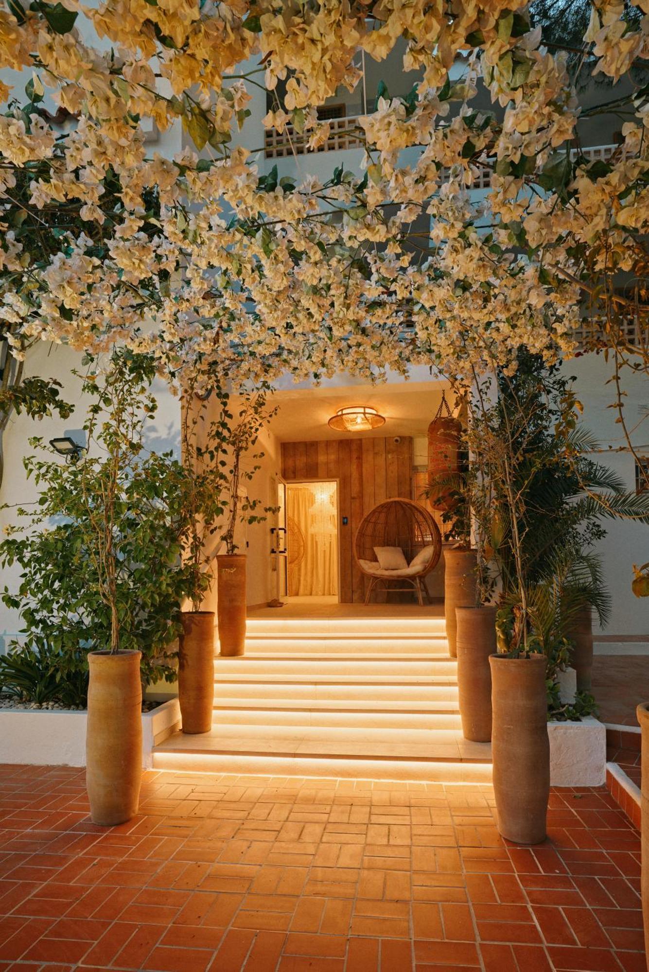 Secret Oasis Ibiza-Only Adults Aparthotel San Antonio  Kültér fotó